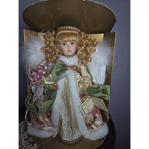 Collector's Choice Porcelain‎ Doll Carol